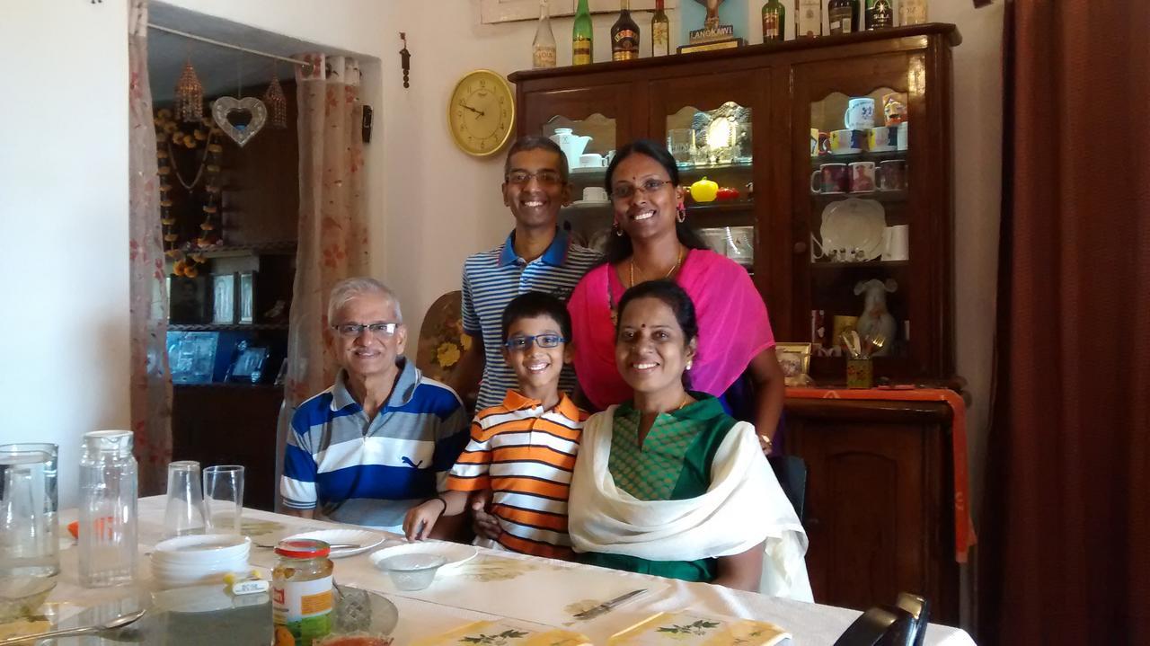 Jheelam Homestay Bhopal Esterno foto